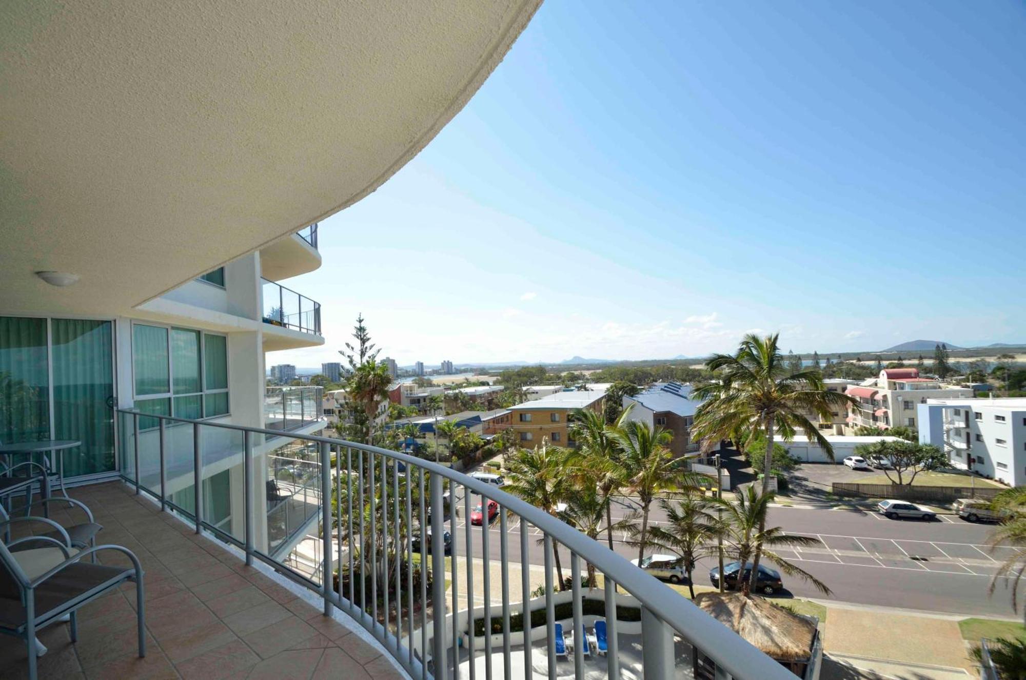 Chateau Royale Sunshine Coast Aparthotel 4*