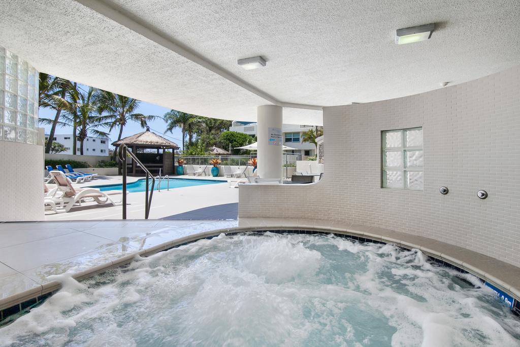 Chateau Royale Sunshine Coast Aparthotel Maroochydore