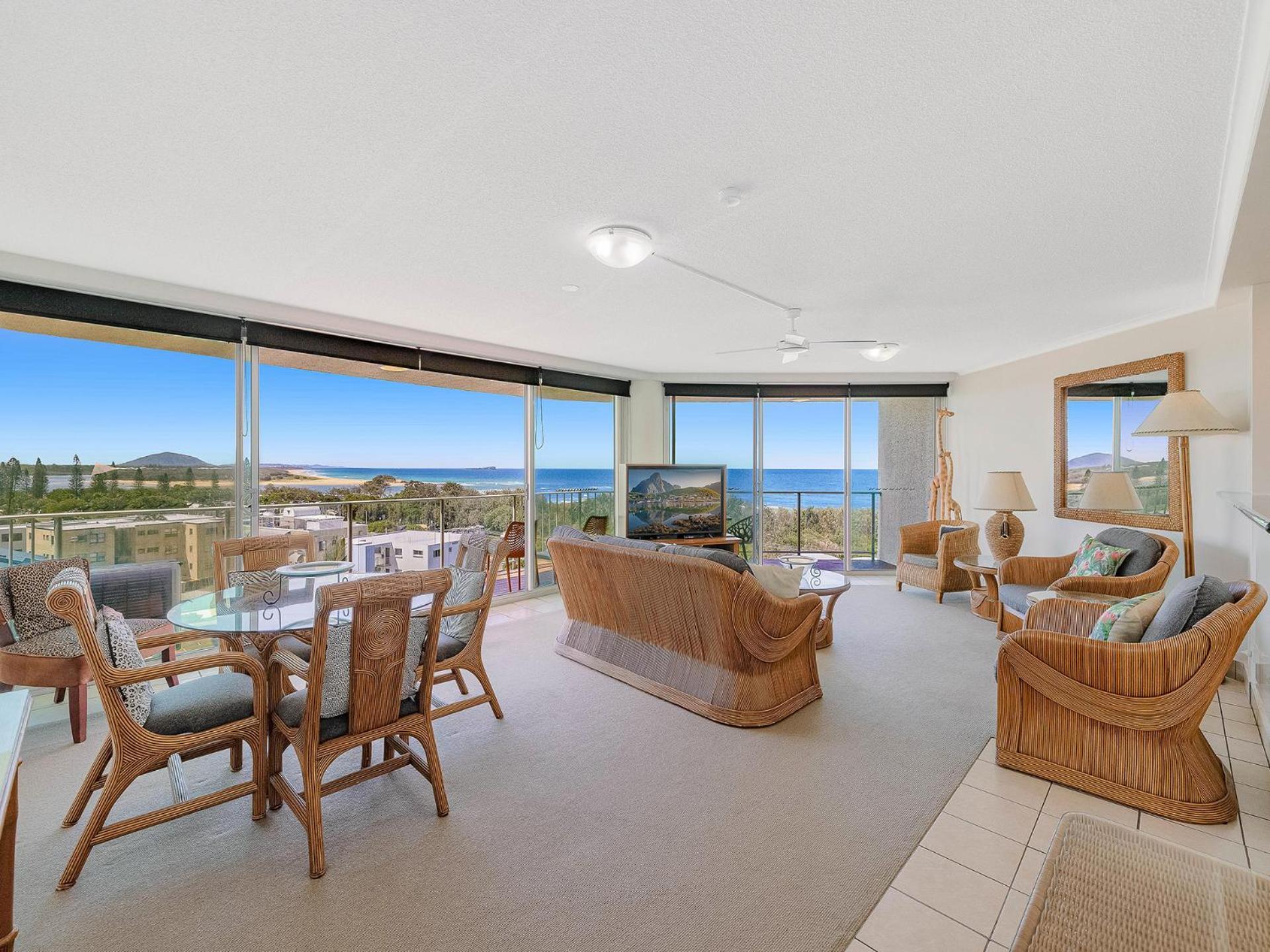 Chateau Royale Sunshine Coast Aparthotel Maroochydore